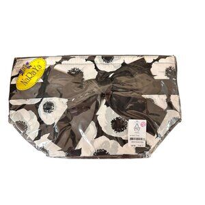 ✌️ 2/$40 ✌️ New Naraya Rectangle Black & White Floral Purse 13x7.5
